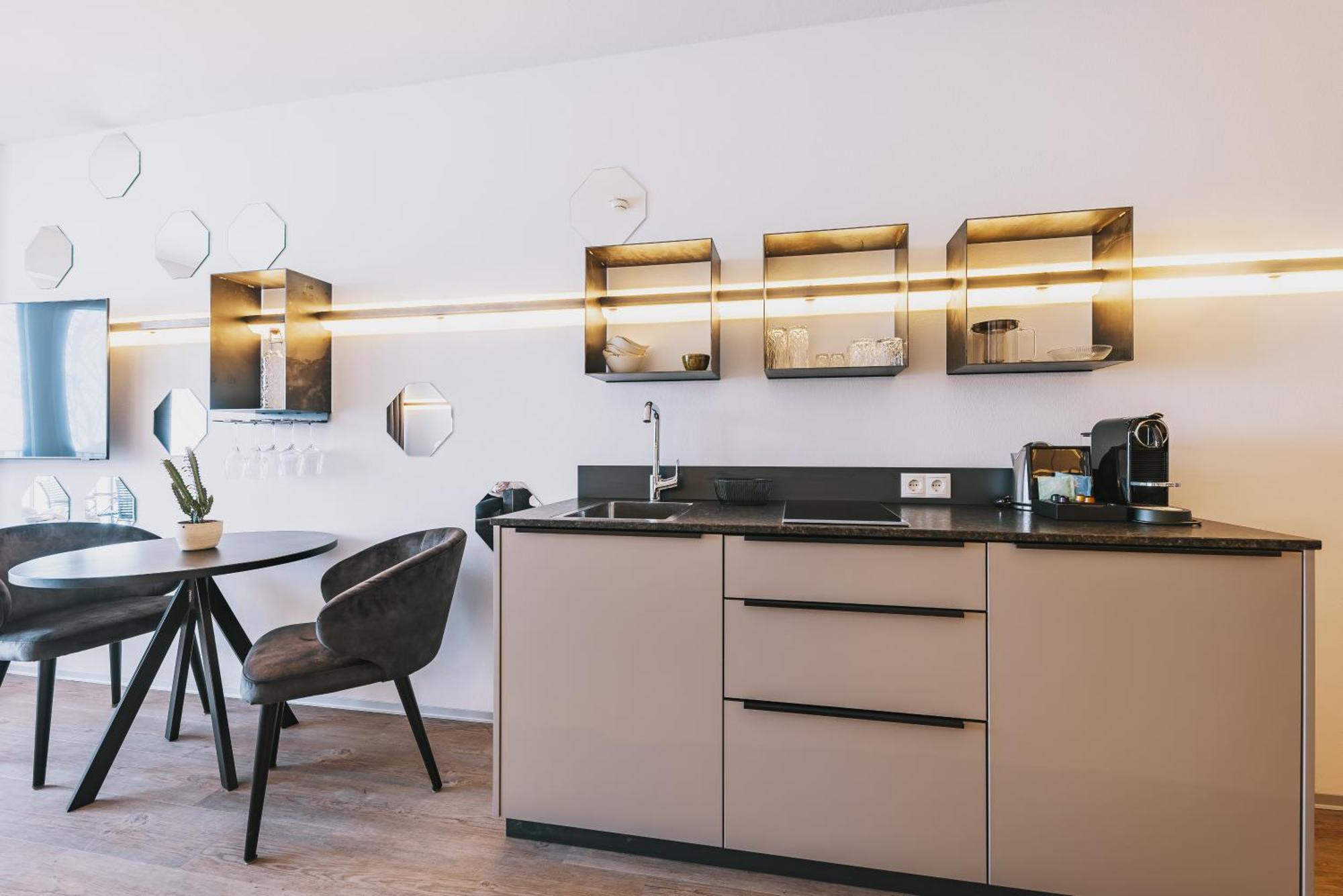Nikolaus By Avenida Panoramic Wellness Suites Zell am See Exterior photo